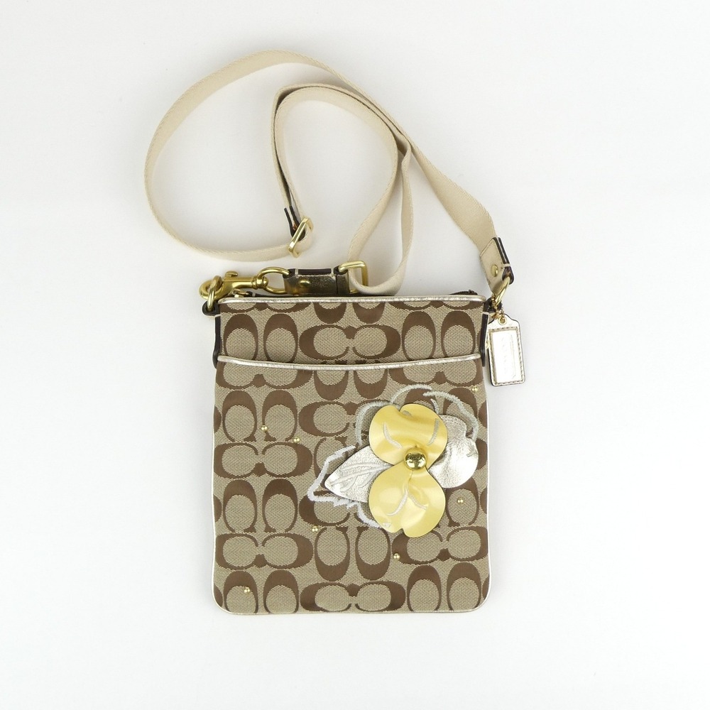 Coach Signature Khaki Platinum Patent Leather Floral Applique Swing pack